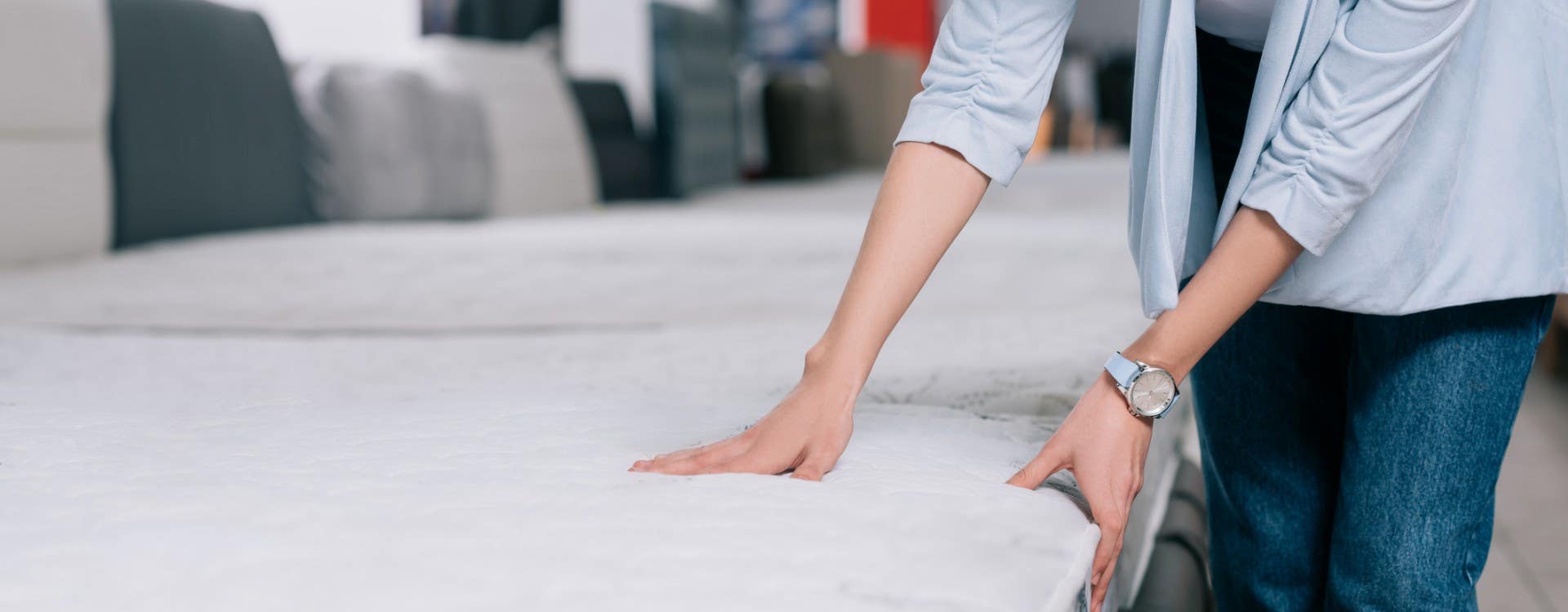 Latex vs Memory Foam Mattress: Which One Is Better for You? 